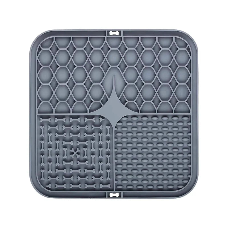 Tapis de Léchage pour Chien et Chat avec ventouses fixe sur une paroi de douche par Famille Active