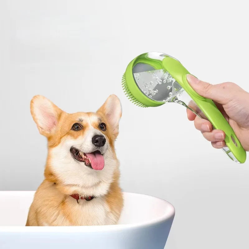 Brosse de bain pour chien et chat en silicone avec mousse de shampoing par Famille Active